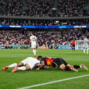 Paraguay tạo “địa chấn” tại World Cup 2026: Đức gục ngã ở chấm phạt đền, Neuer chia tay ĐTQG lần thứ hai